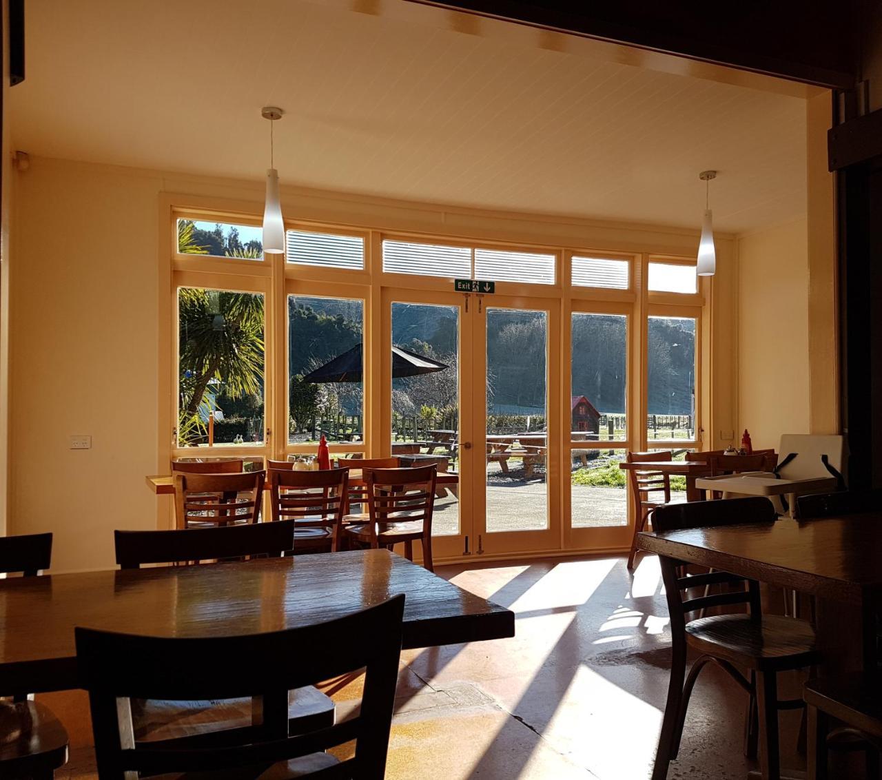 Hotel Flat Hills Tourist Park Ruahine Zewnętrze zdjęcie